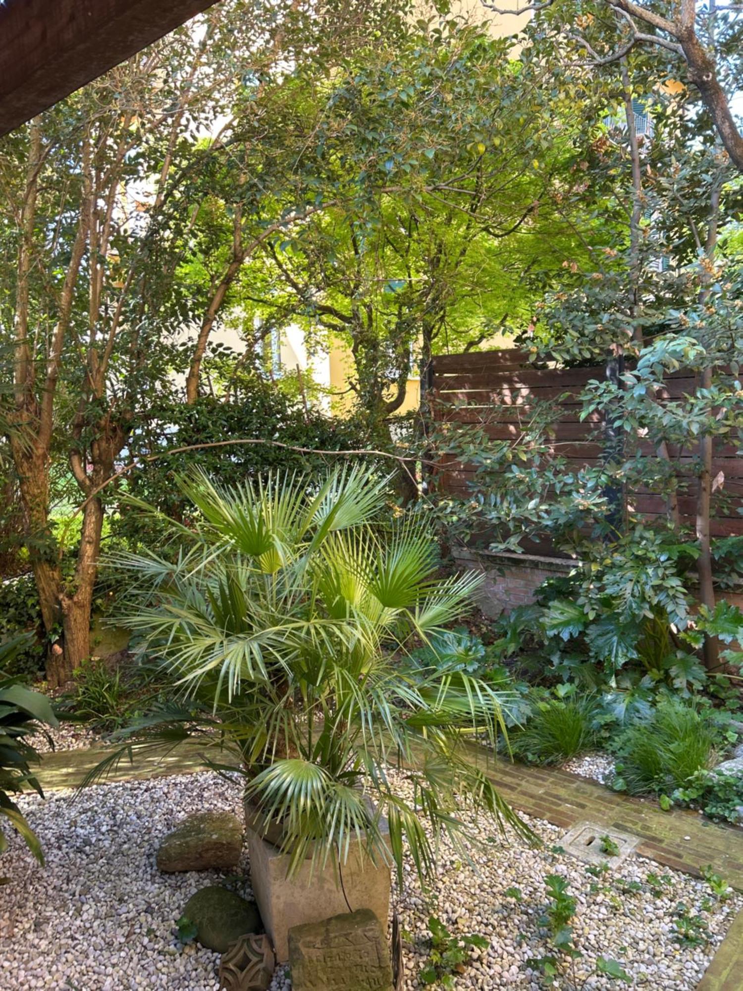 Апартаменты Urban Jungle Болонья Экстерьер фото